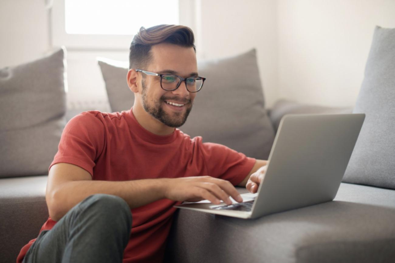 Online-Lernumgebung mit strukturierten Kursmaterialien